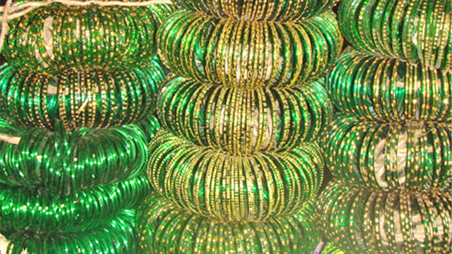 चुराको चुरीफुरी र हरियो पहिरनको साउन