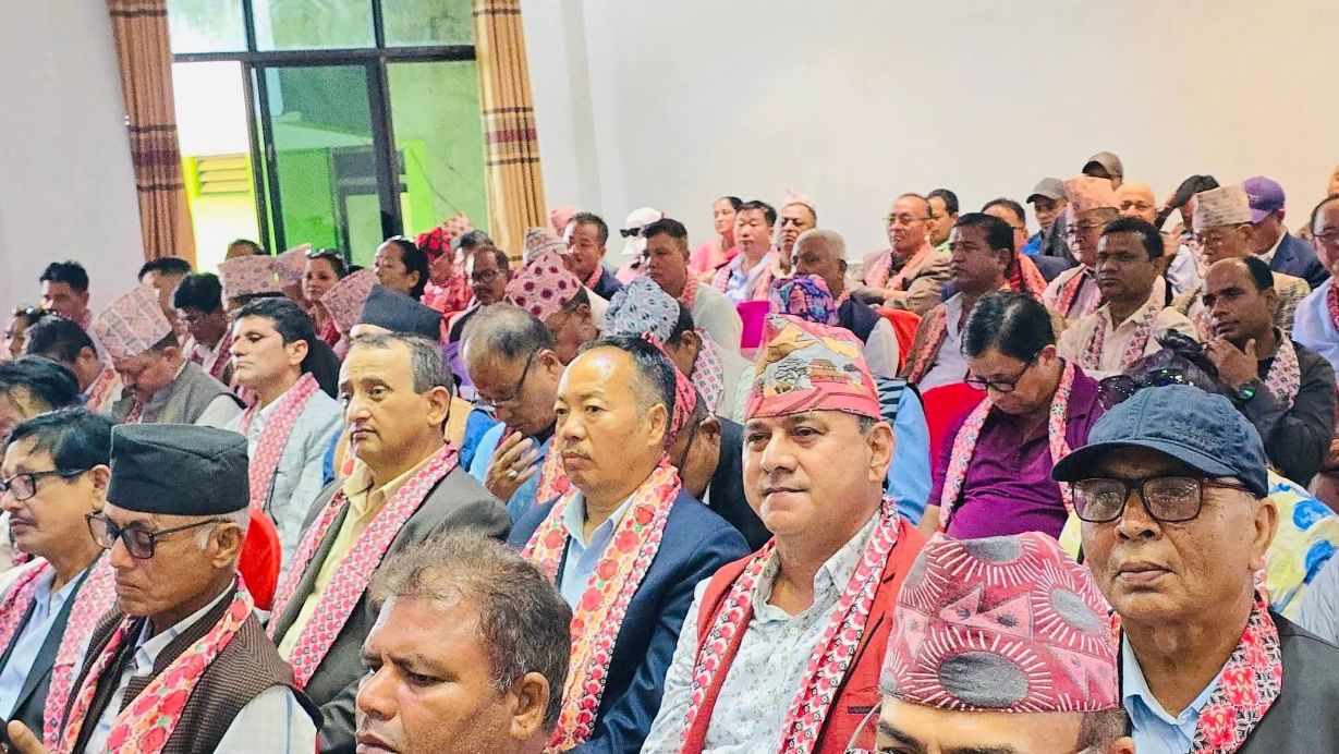 एमाले प्रदेश बैठक : विद्याका पक्षमा उभिएकालाई बोल्नै बन्देज